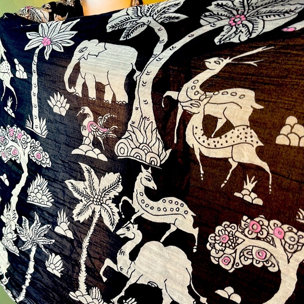 Lightweight Safari Type Patterned Scarf/Wrap